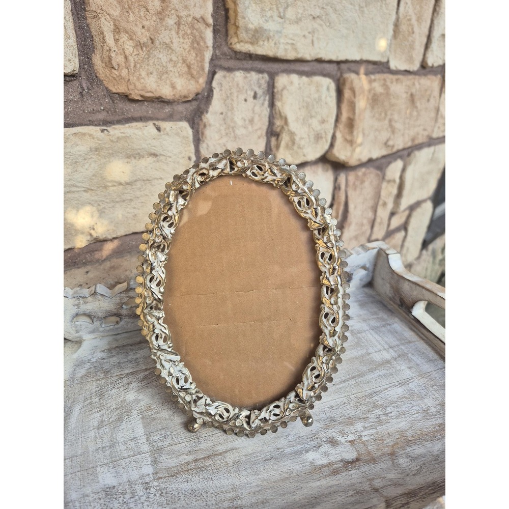 1960s Vintage Ornate Oval Picture Frame Gold Filigree Wall or Tabletop 5x7